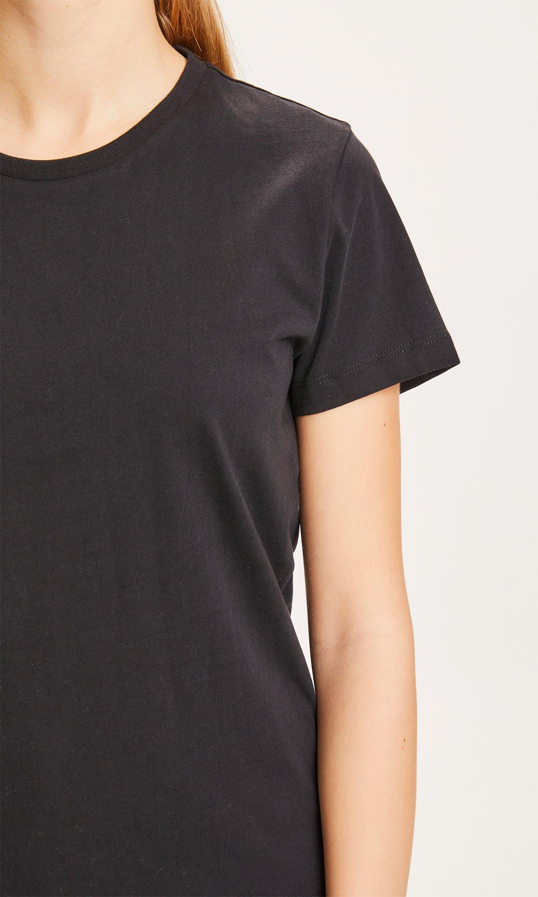 Rosa Basic Tee Jet Black - KNOWLEDGE COTTON APPAREL