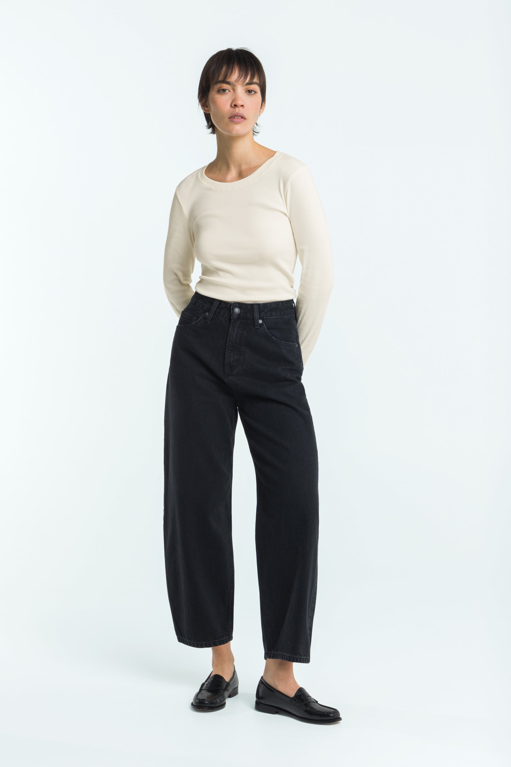 Leila Cropped Holo Black Used