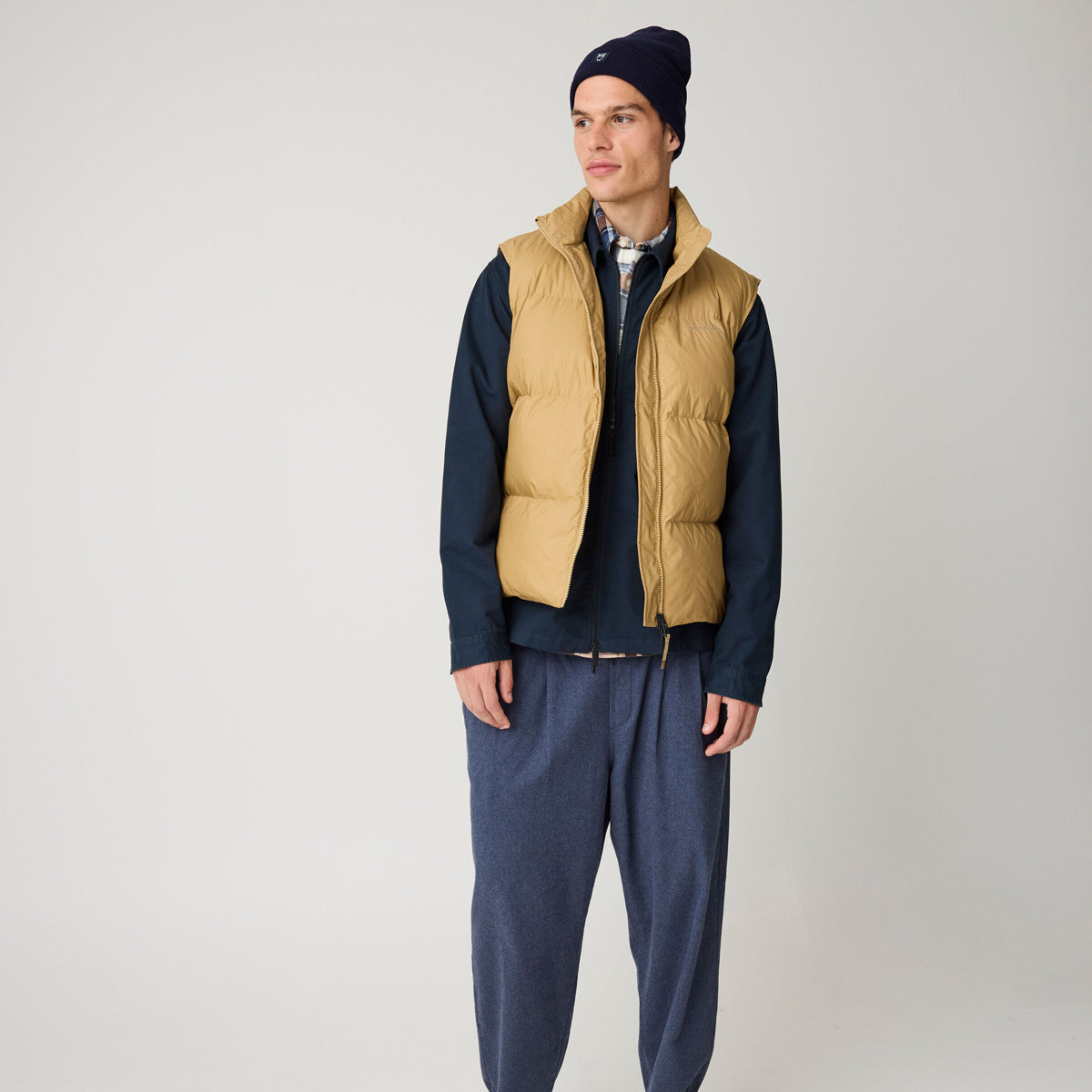 Lambswool Beanie Total Eclipse