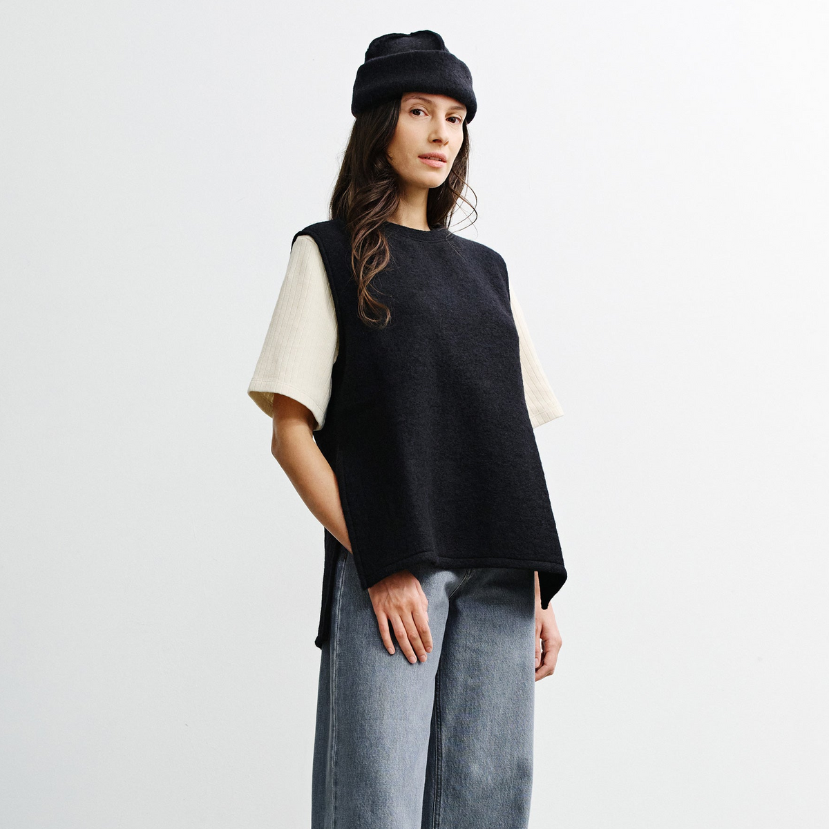 Oversized Organic Wool Vest Black