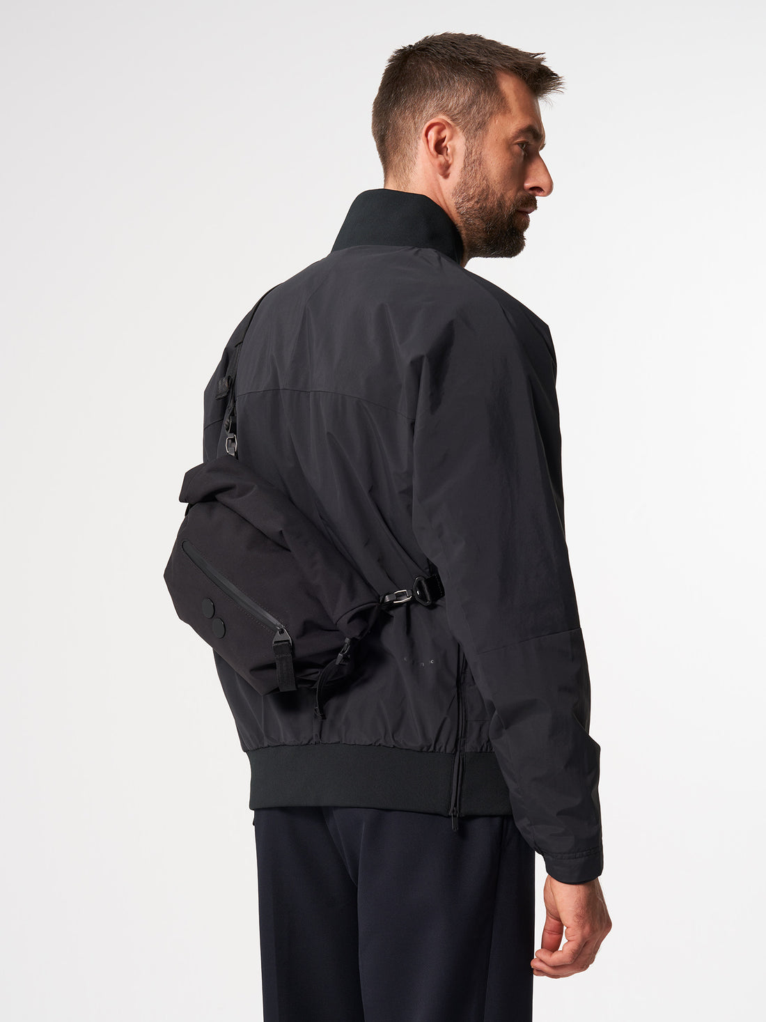 Aksel Solid Black - PINQPONQ