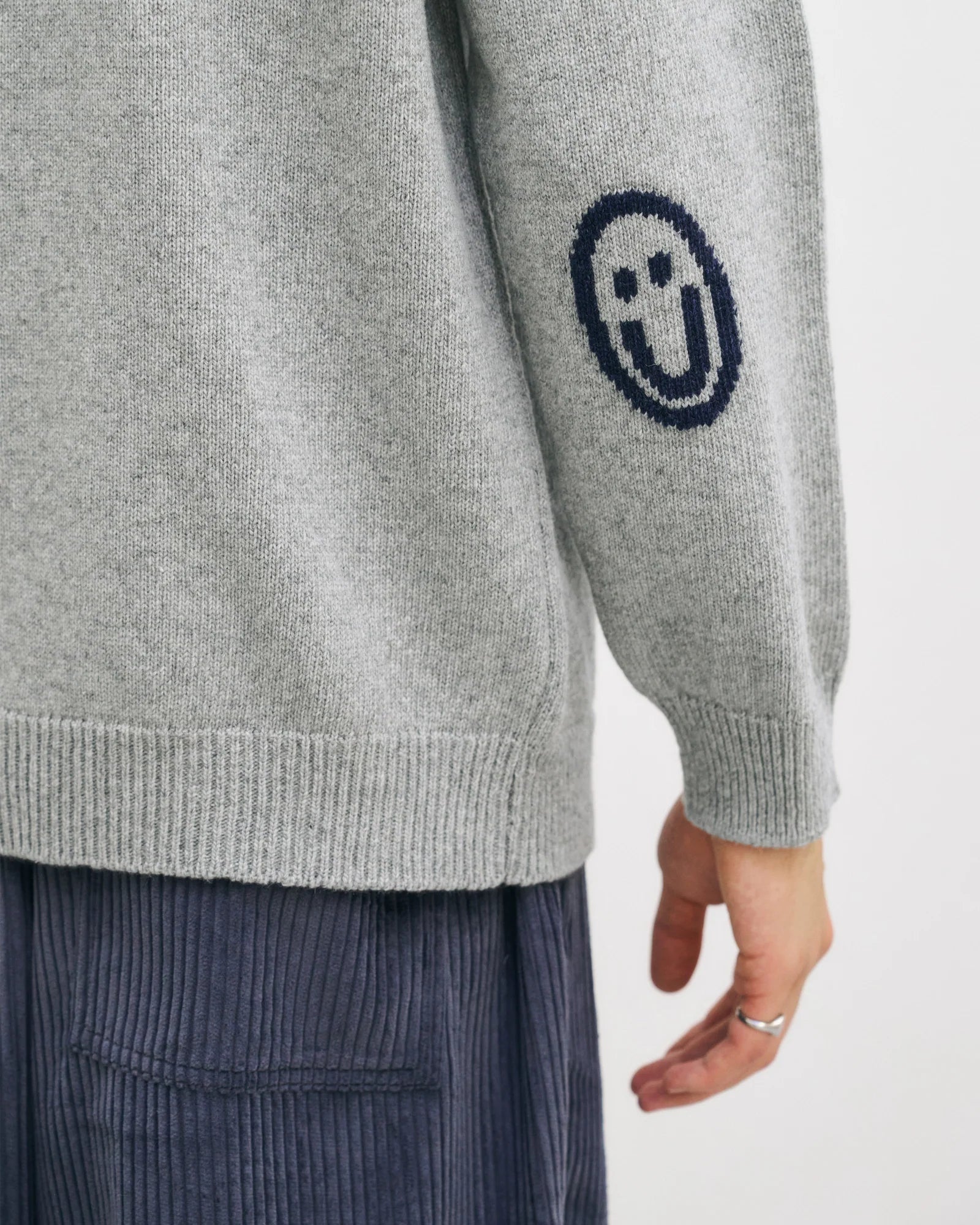 Smiling Wool Knit Unisex Grey
