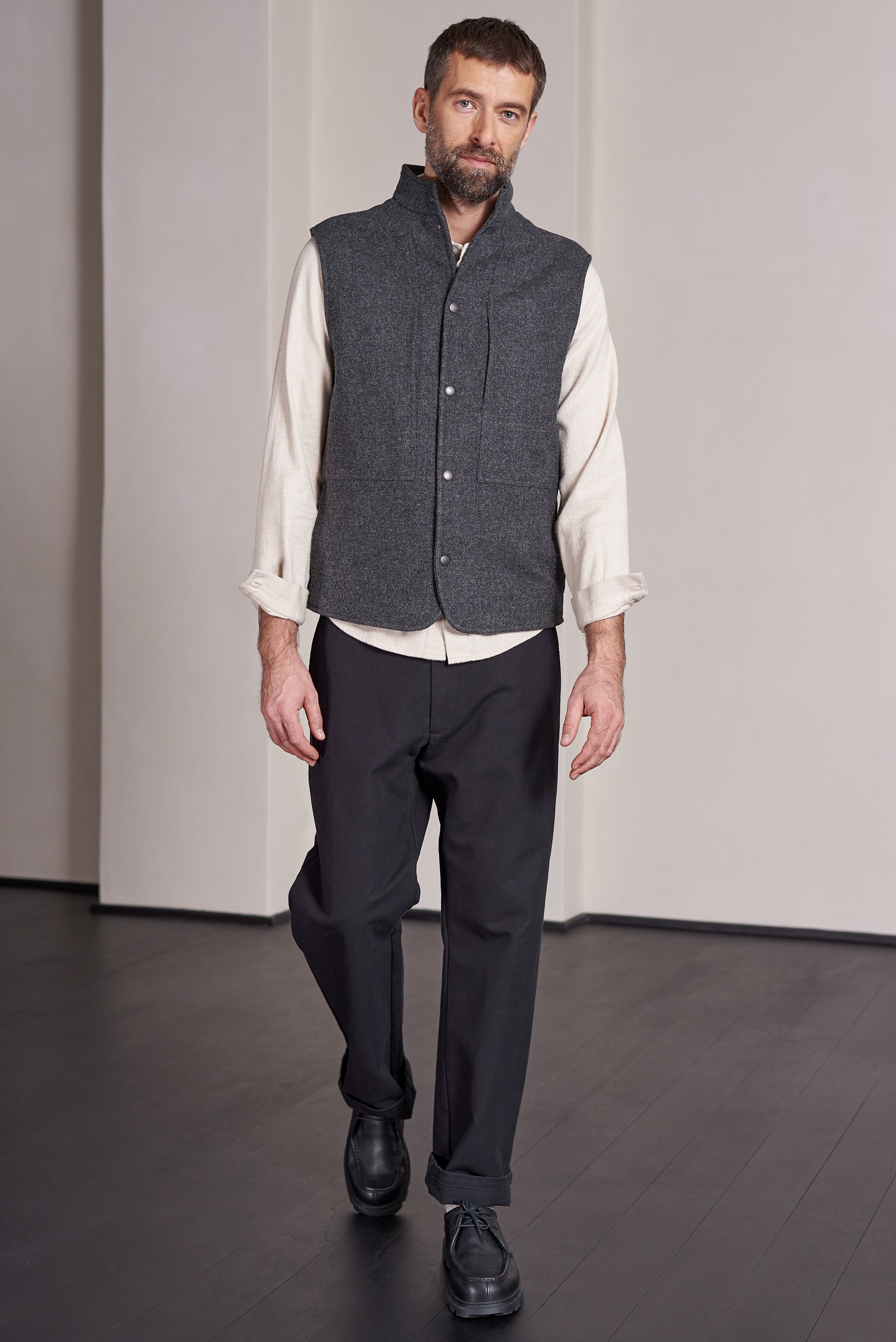 Wendel Lambswool Vest Anthracite
