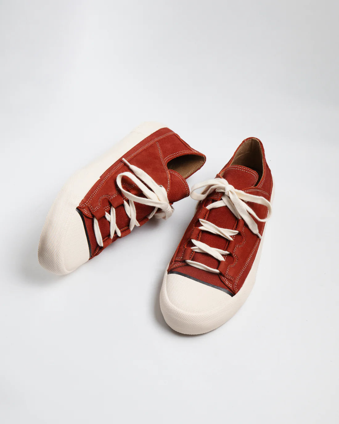Tarmac Clay Red Suede