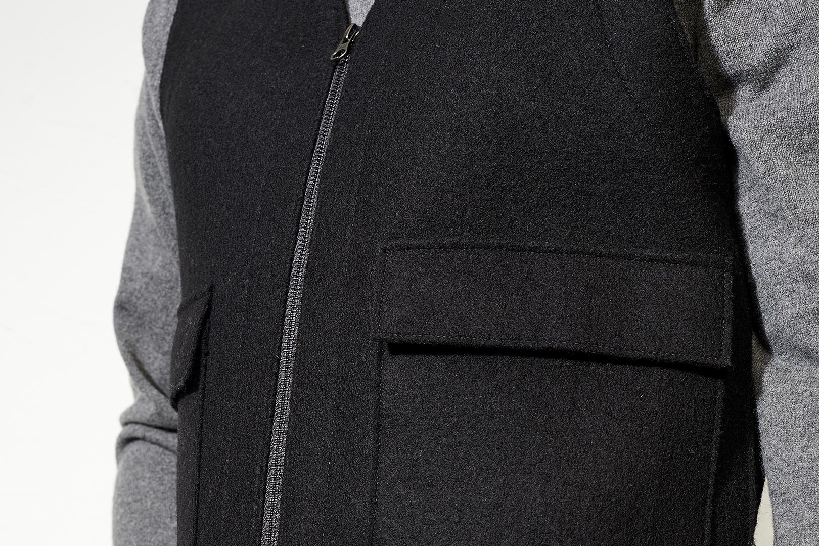 Claymont Boiled Organic Wool Vest Carbon - LANGERCHEN