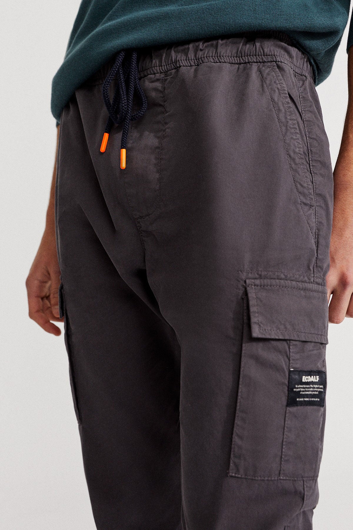 New Parker Cargo Pants Dark Khaki - ECOALF