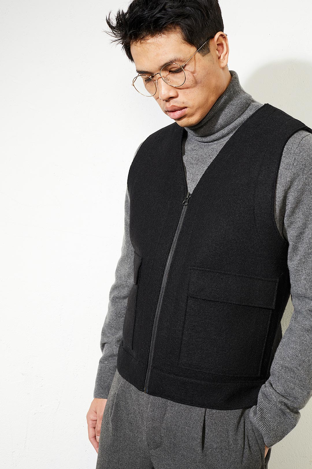 Claymont Boiled Organic Wool Vest Carbon - LANGERCHEN