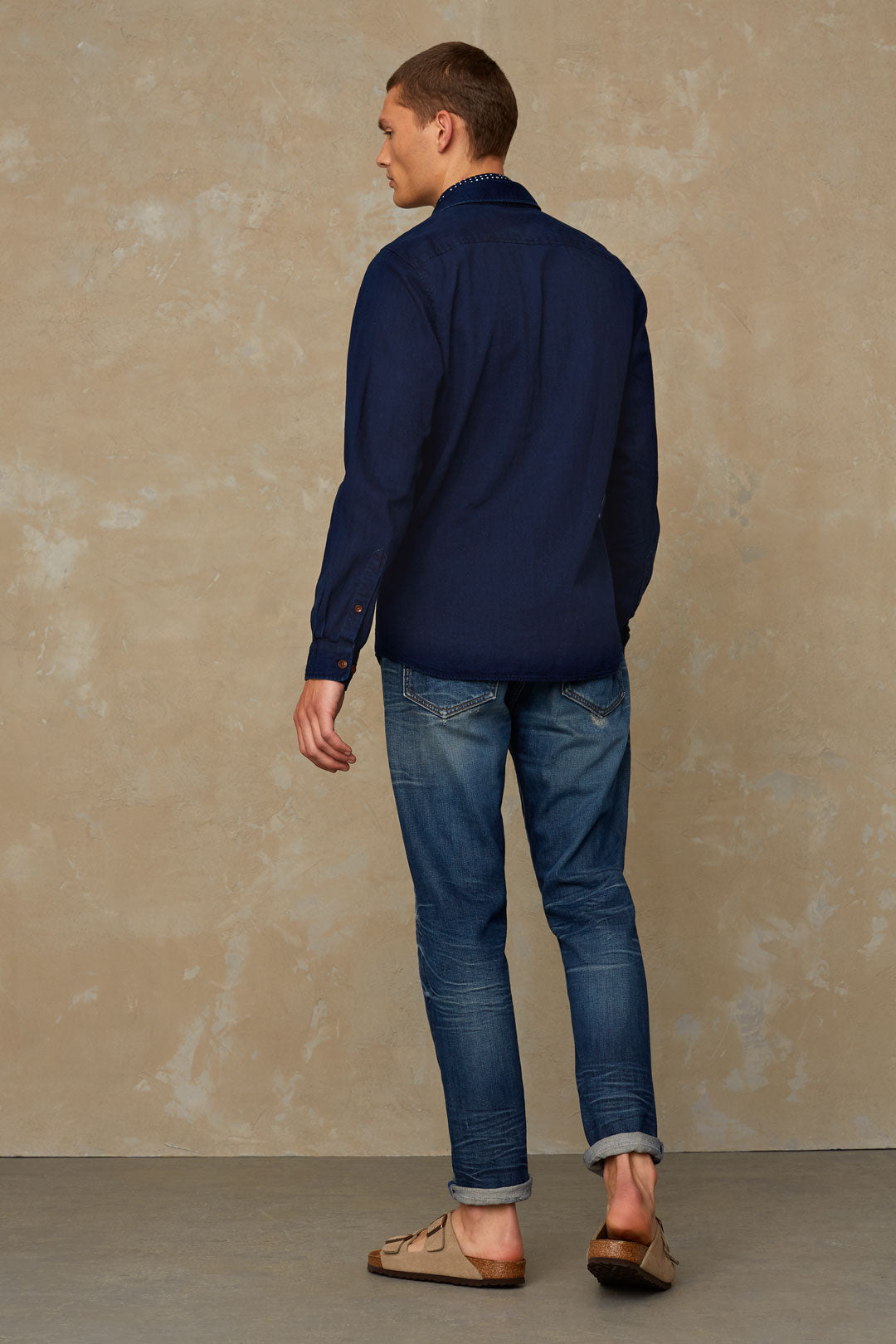 Modell: Enda Pocket Material: 100% ekologisk bomull Färg: Dark Denim Varumärke: KINGS OF INDIGO Certifiering: GOTS
