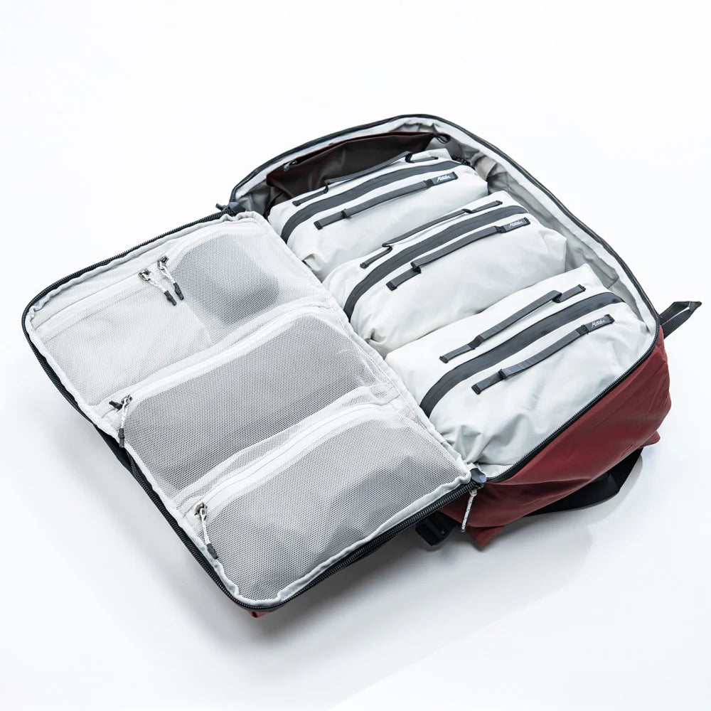 GlobeRider Travel Backpack 35L Garnet