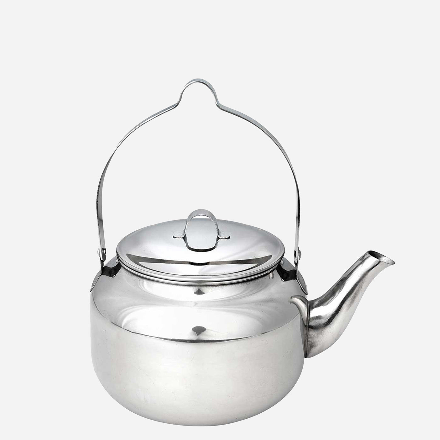 Kaffepanna i rostfritt stål från Hällmark som funkar lika bra på en induktionsspis hemma som över öppen eld ute i naturen.