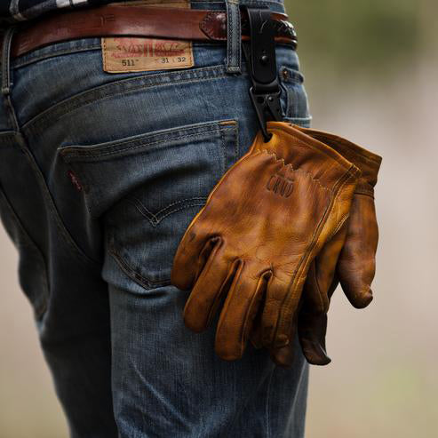 Skinnhandskar från Crud tillverkade i kromfritt naturgarvat koskinn.