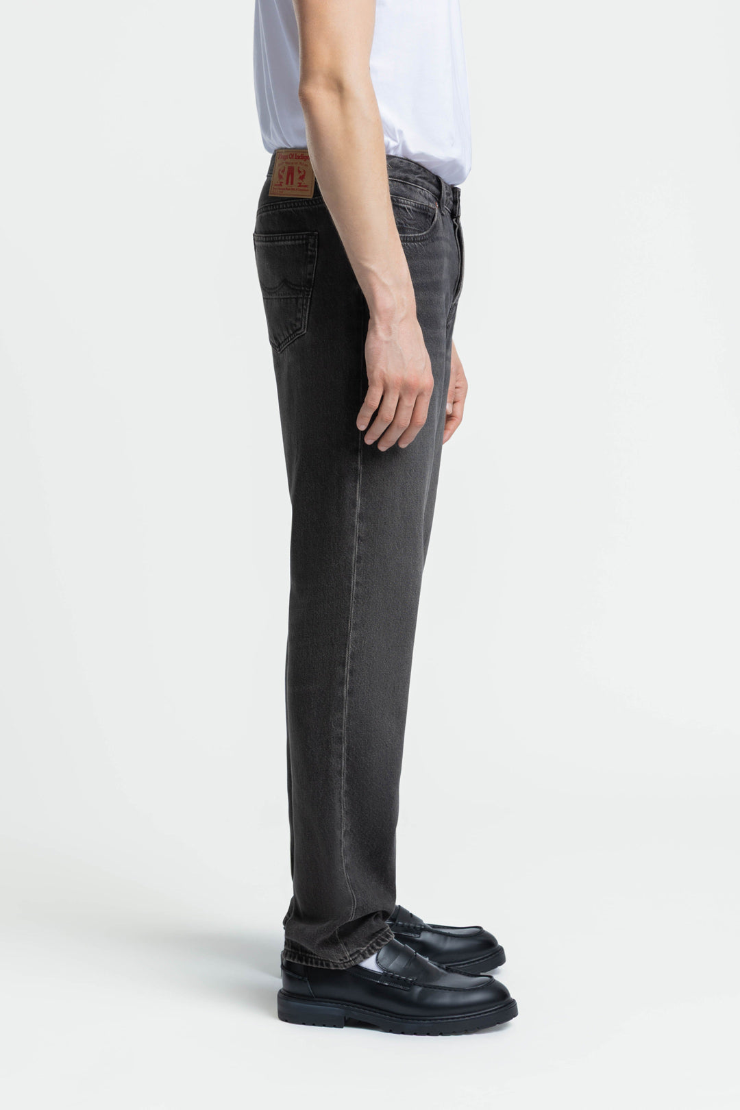 Arthur Jeans Herr Vilma Vegan Brown Black Worn