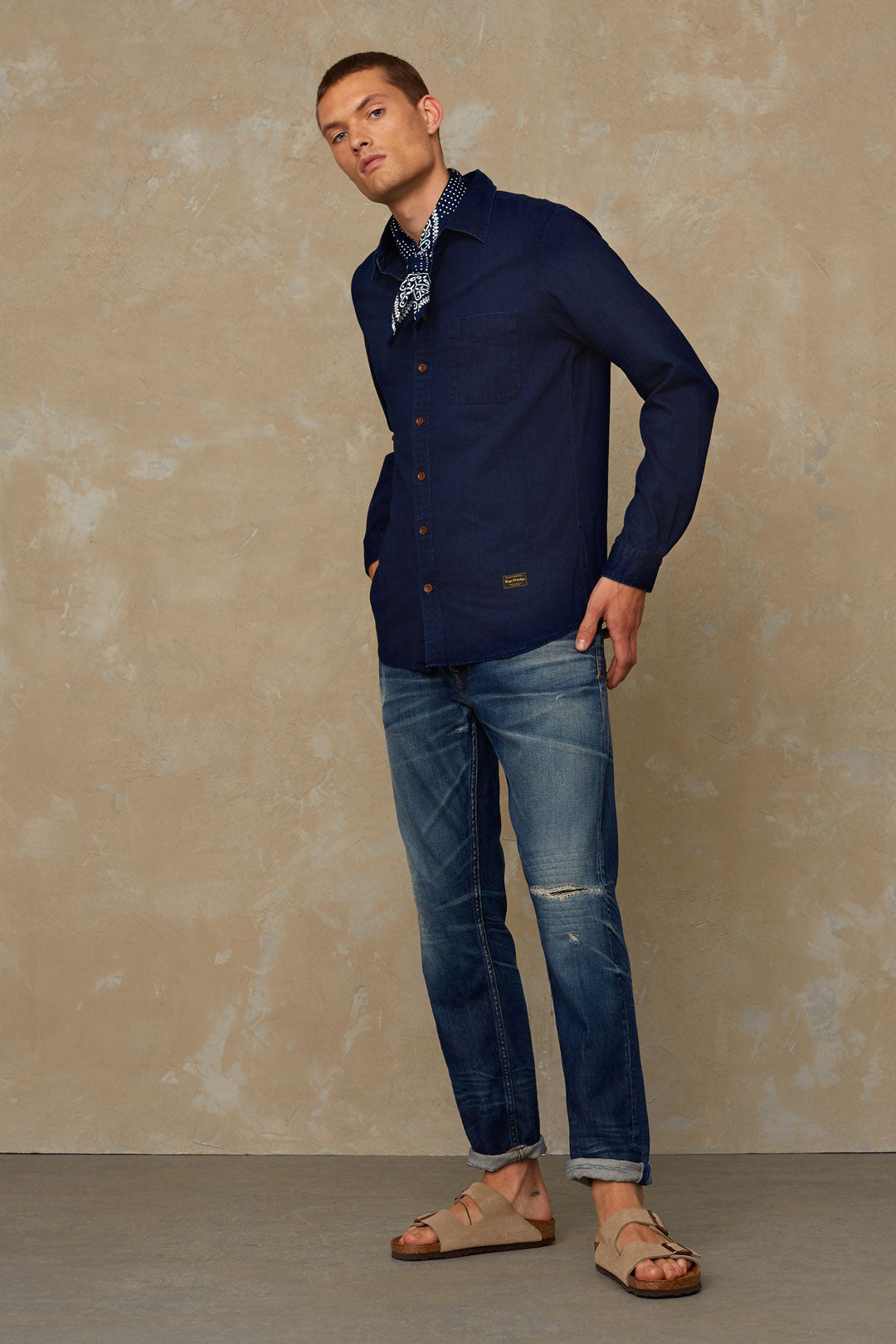 Modell: Enda Pocket Material: 100% ekologisk bomull Färg: Dark Denim Varumärke: KINGS OF INDIGO Certifiering: GOTS