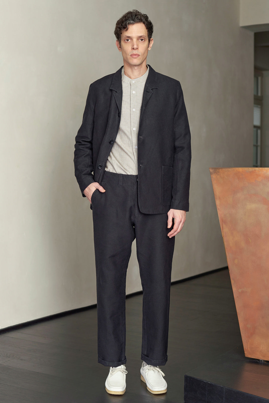 Waban Winter Linen Trousers Black