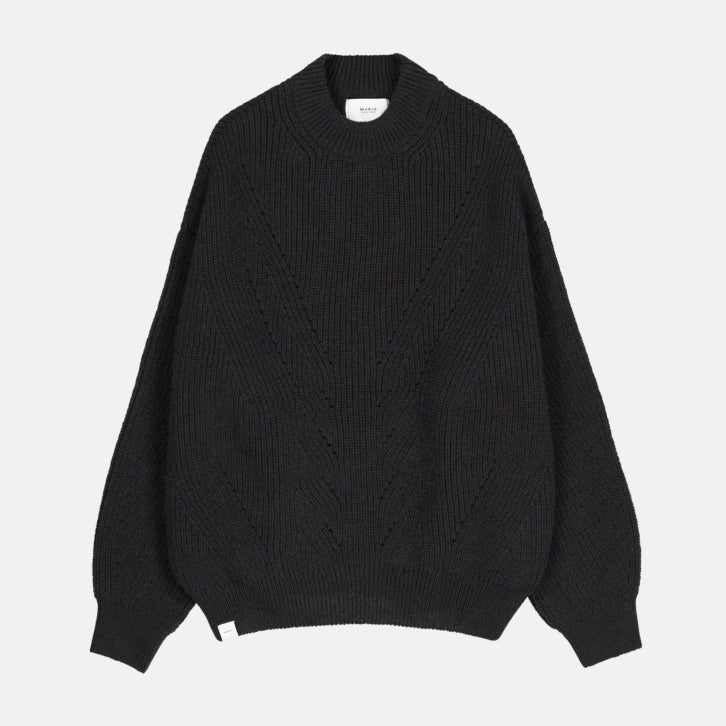 Carla Organic Wool Knit Black - MAKIA