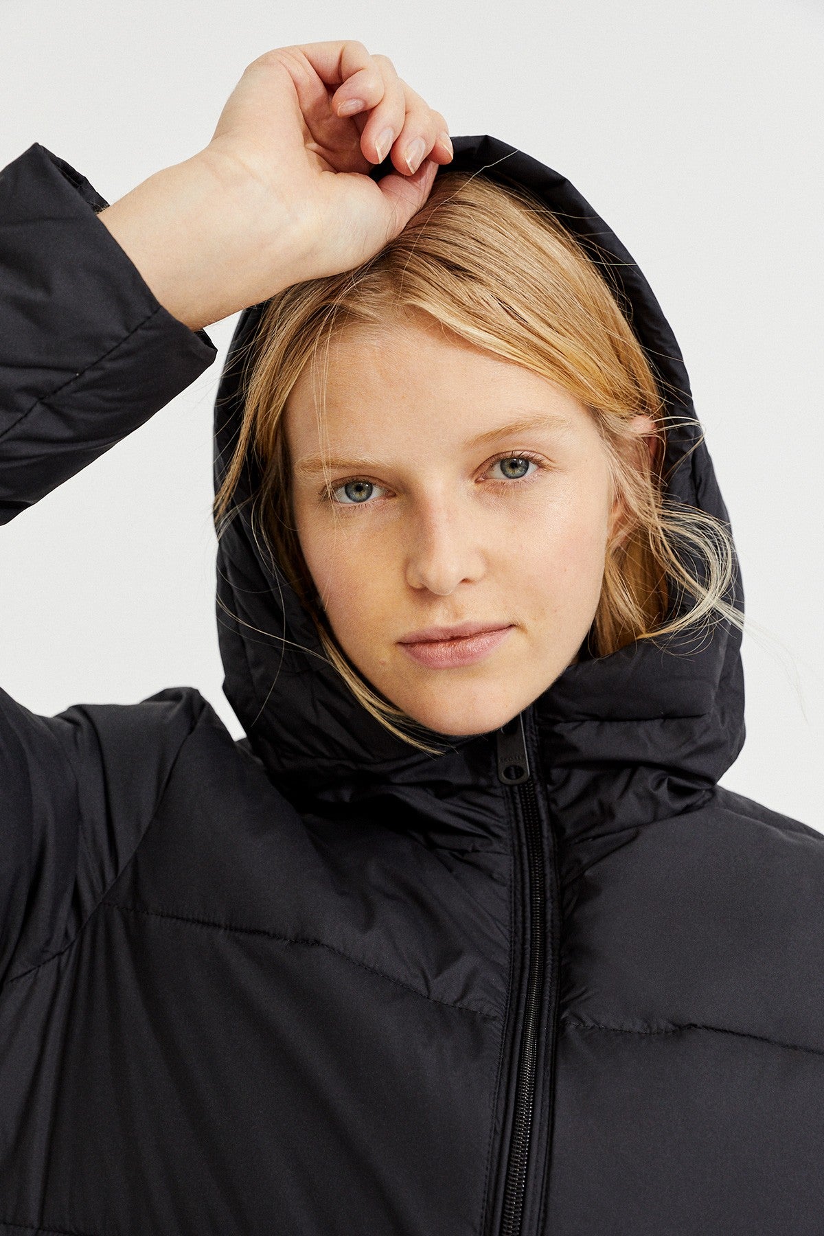 Marangu Puffer Coat Black - ECOALF