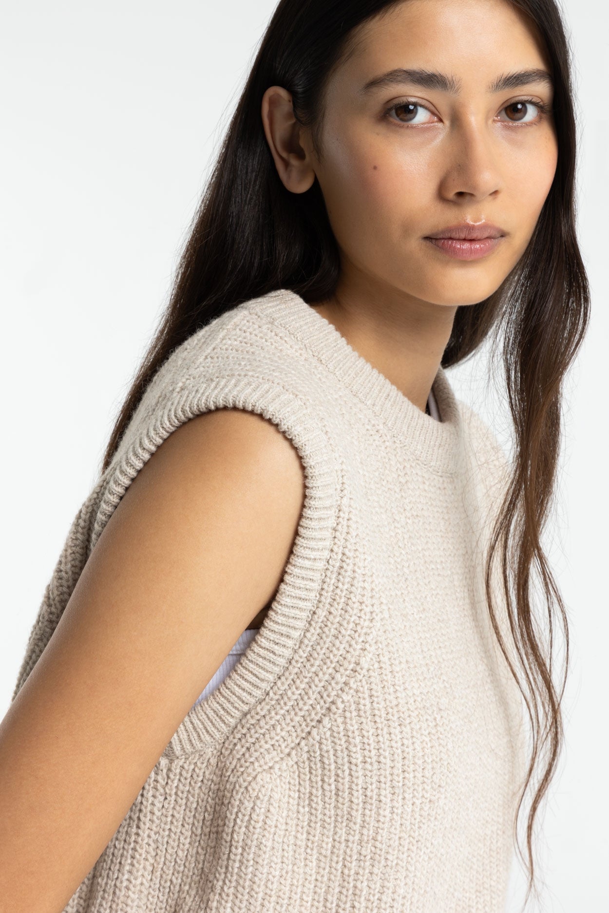 Nimyo Recycled Wool Vest Fog