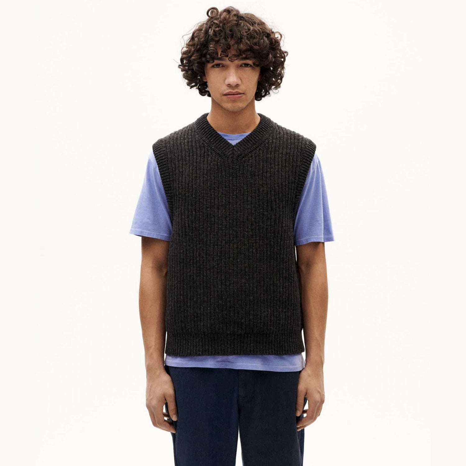 Oliver V-Neck Knit Wool Vest Black - THINKING MU