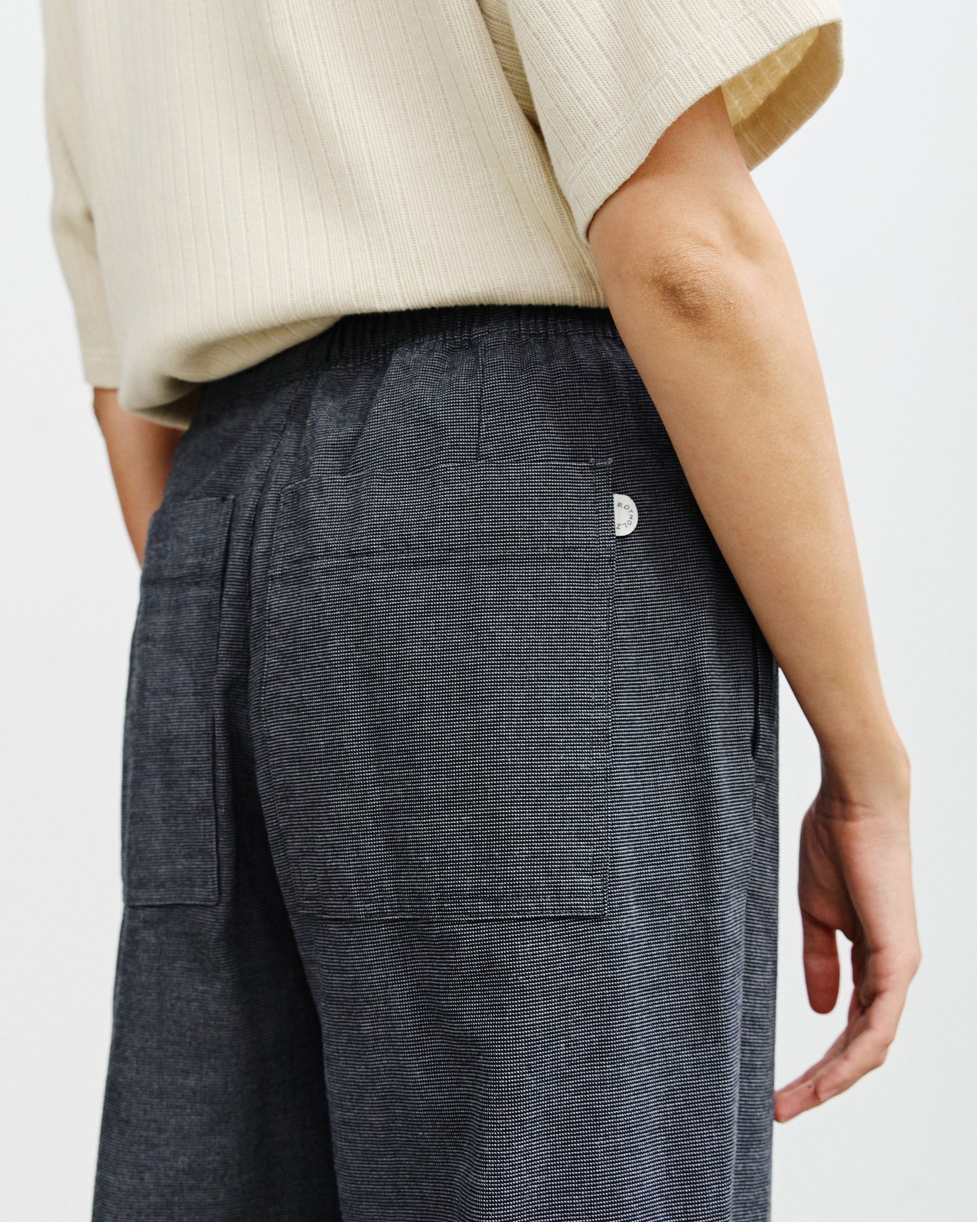 Pleated Wide Pant Spotted Black