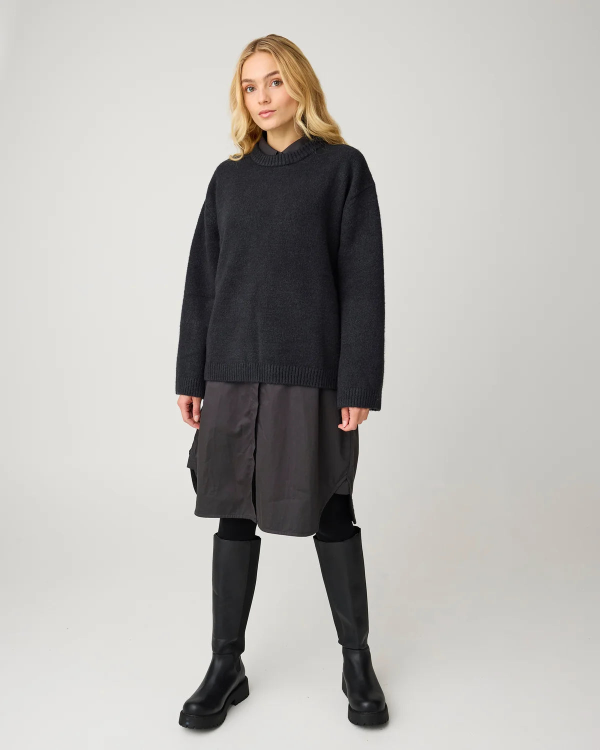 Soufflé Yarn Sweater Black Jet