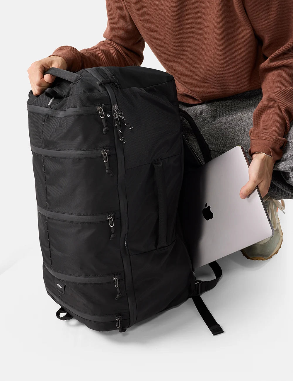 SEG 45L Hybrid Travel Pack Black