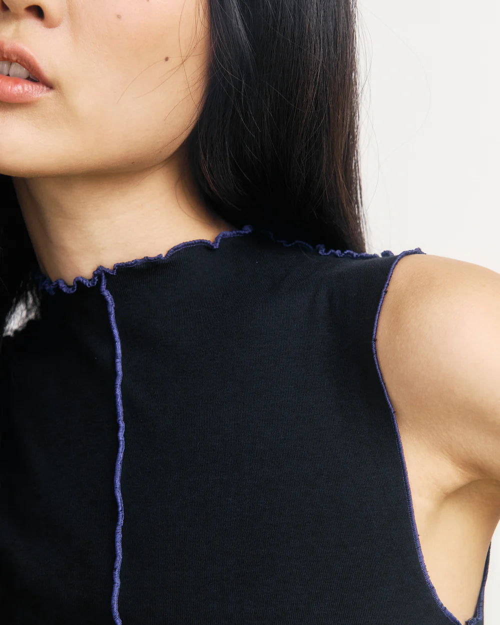 Pin-Tucked Top Organic Cotton True Black Rotholz