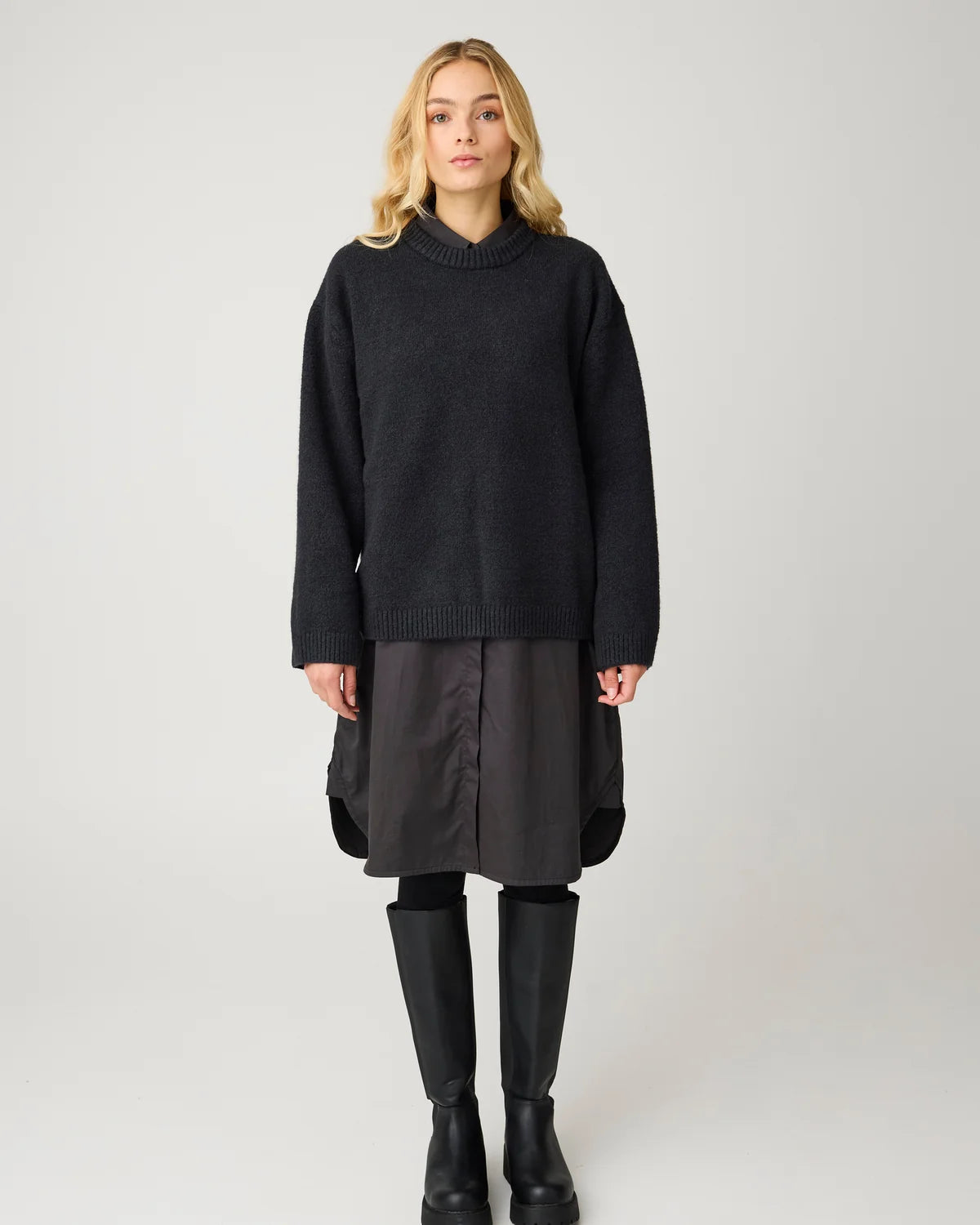 Soufflé Yarn Sweater Black Jet