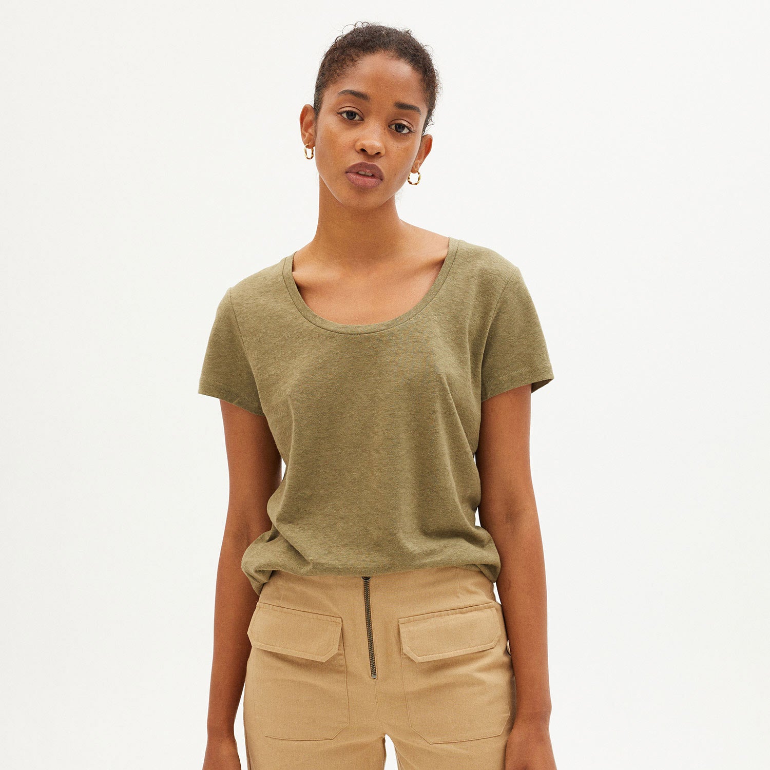 Regina Hampa T-shirt Dam Kaki - THINKING MU
