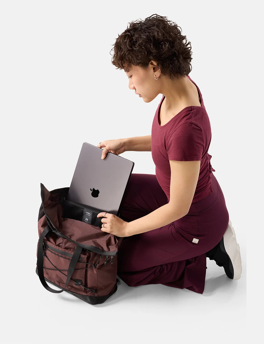 Tote Pack 24L Garnet