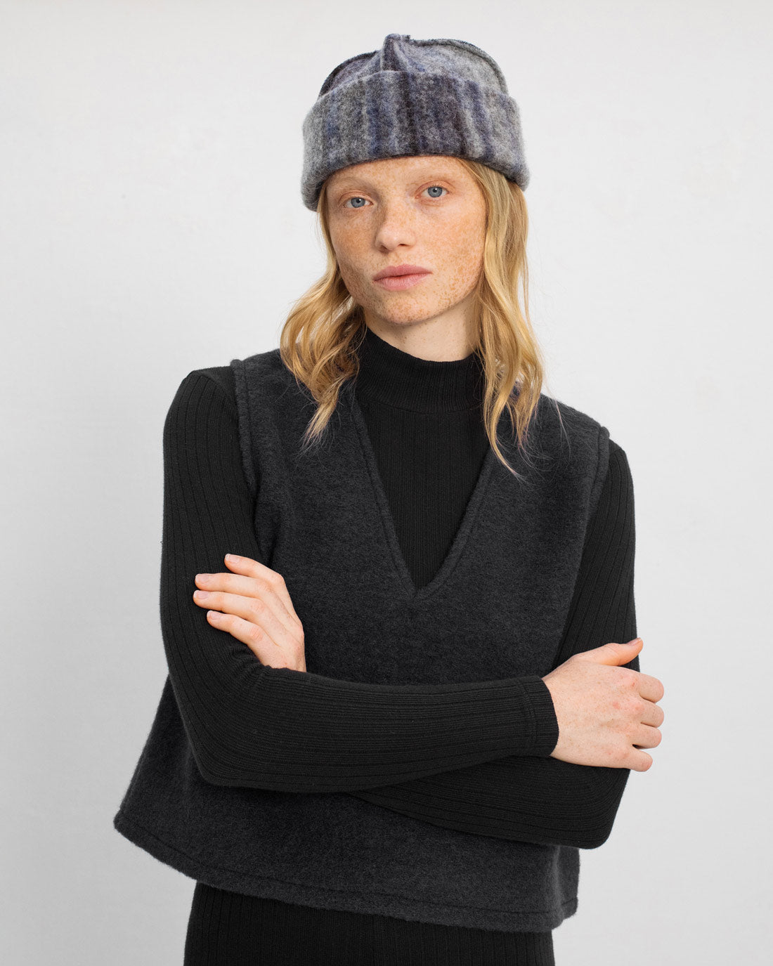Vest Organic Wool Black