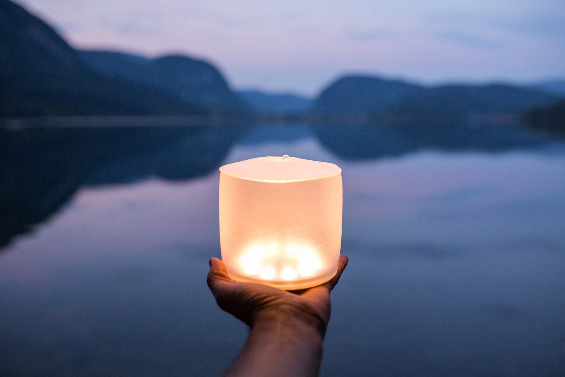 Luci Uppblåsbar Solcellslykta Original Matte