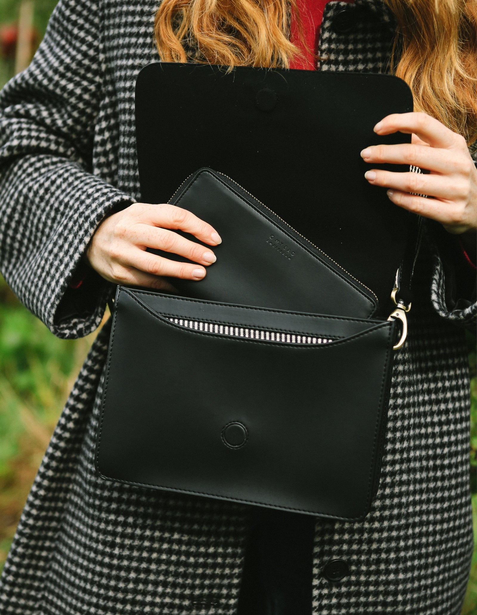 Sonny Wallet Apple Leather Black - O MY BAG